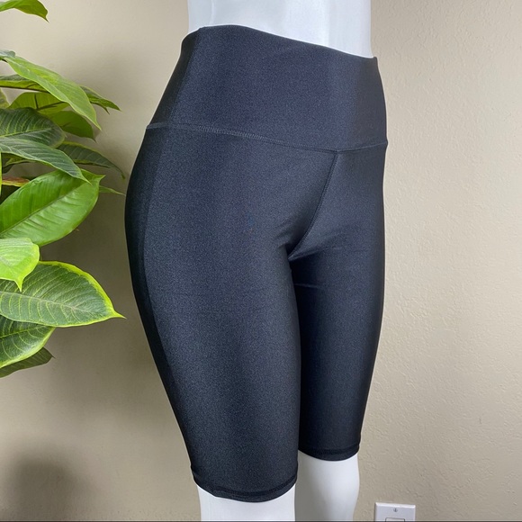 Active Wear Strech Biker Shorts Legging - Picture 4 of 13